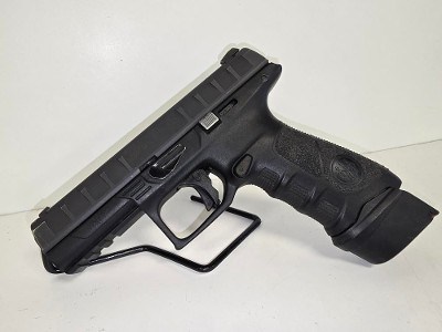 BERETTA APX PB-9X19 - Image 1 of 7