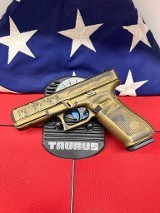 GLOCK 17 GEN 5 9MM LUGER (9x19 PARA) - Image 1 of 5