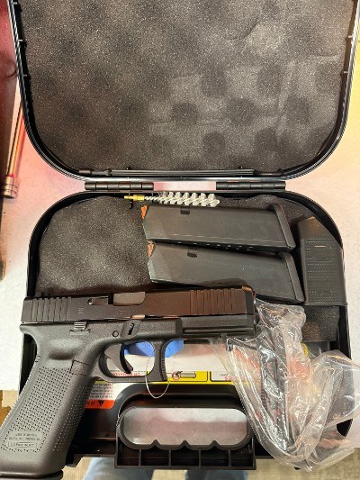 GLOCK 17 GEN 5 9MM LUGER (9X19 PARA) - Image 5 of 5