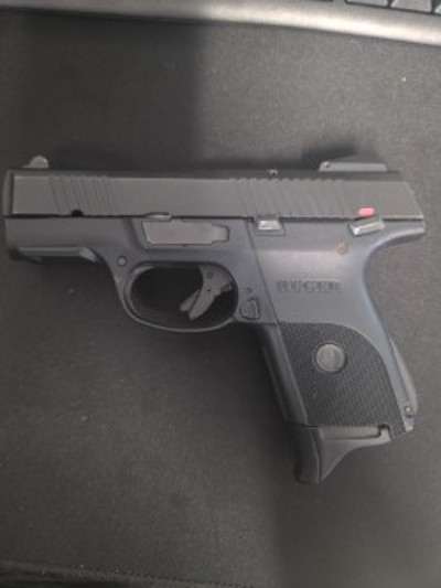 RUGER SR40C .40 CALIBER - Image 2 of 2