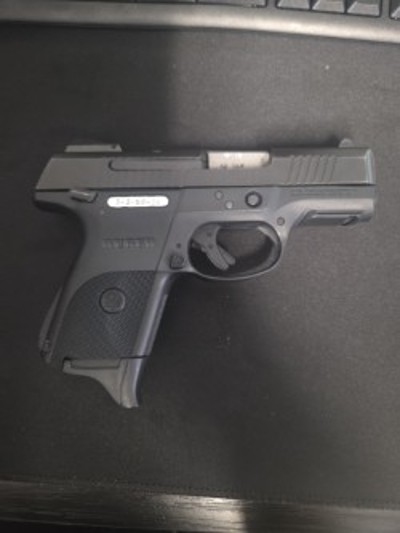 RUGER SR40C .40 CALIBER - Image 1 of 2