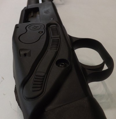 MOSSBERG 590 SHOCKWAVE LASER SADDLE 12 GA - Image 5 of 13