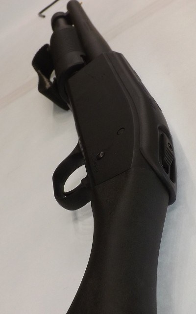MOSSBERG 590 SHOCKWAVE LASER SADDLE 12 GA - Image 13 of 13