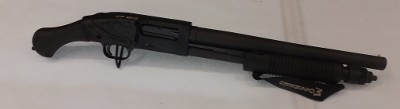 MOSSBERG 590 SHOCKWAVE LASER SADDLE 12 GA - Image 1 of 13