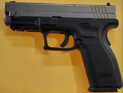 SPRINGFIELD ARMORY XD-40 .40 S&W - Image 1 of 4