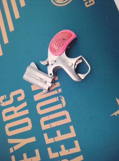 BOND ARMS MAMA BEAR .38 SPECIAL/.357 MAGNUM - Image 3 of 3