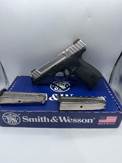 SMITH & WESSON SD9 VE 9MM LUGER (9x19 PARA) - Image 1 of 4