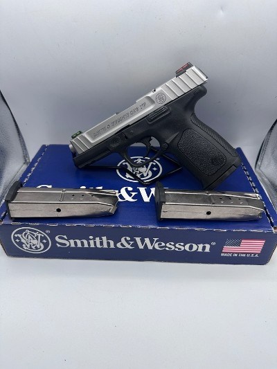 SMITH & WESSON SD9 VE 9MM LUGER (9x19 PARA) - Image 1 of 4