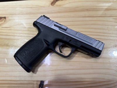 SMITH & WESSON SD9 VE 9MM LUGER (9x19 PARA) - Image 2 of 4