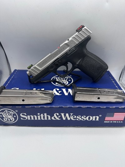 SMITH & WESSON SD9 VE 9MM LUGER (9x19 PARA) - Image 1 of 4
