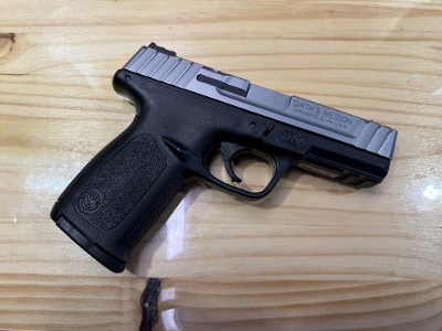 SMITH & WESSON SD9 VE 9MM LUGER (9x19 PARA) - Image 2 of 4