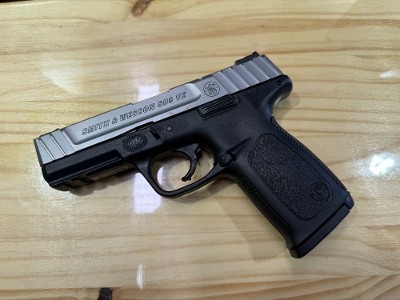 SMITH & WESSON SD9 VE 9MM LUGER (9x19 PARA) - Image 1 of 4