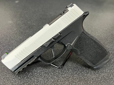 SIG SAUER P365 X MACRO 9MM LUGER (9x19 PARA) - Image 4 of 11