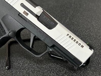 SIG SAUER P365 X MACRO 9MM LUGER (9x19 PARA) - Image 3 of 11