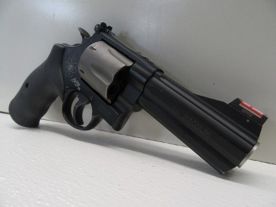 SMITH & WESSON 329PD .44 MAGNUM - Image 3 of 23