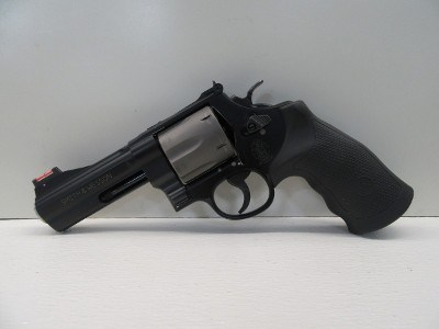 SMITH & WESSON 329PD .44 MAGNUM - Image 4 of 23