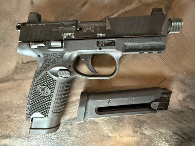 FN 502 TACTICAL 22 LR 10+1/15+1 .22 LR - Image 3 of 5
