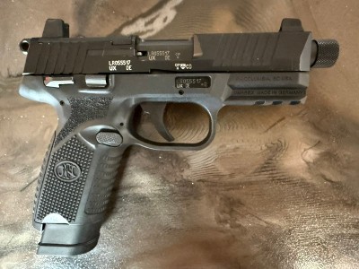 FN 502 TACTICAL 22 LR 10+1/15+1 .22 LR - Image 1 of 5