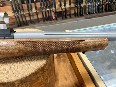 KIMBER MODEL 84M VARMINT .22-250 REM - Image 4 of 12