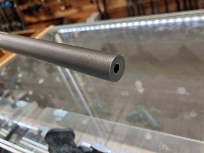 KIMBER MODEL 84M VARMINT .22-250 REM - Image 5 of 12