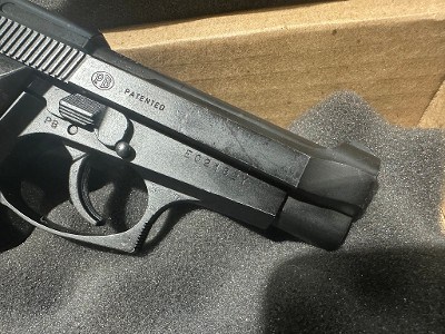 BERETTA 84F Cheetah .380 ACP - Image 3 of 10