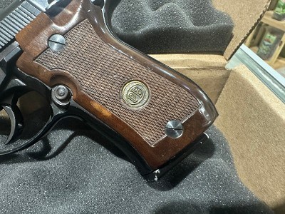 BERETTA 84BB .380 ACP - Image 10 of 13