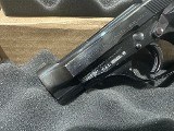 BERETTA 84BB .380 ACP - Image 6 of 13