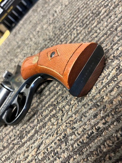 H&R 926 .38 S&W - Image 8 of 14