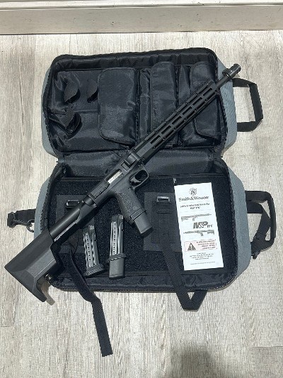 Smith & Wesson FPC 9MM LUGER (9X19 PARA) - Image 1 of 15