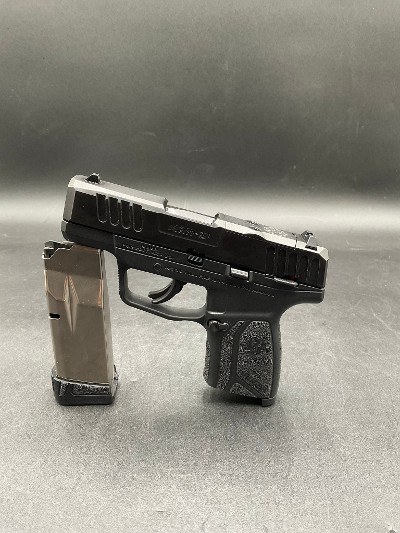 RUGER Max-9 Optic Ready 9MM LUGER (9x19 PARA) - Image 8 of 9
