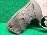 TAURUS 44 .44 MAGNUM - Image 3 of 19