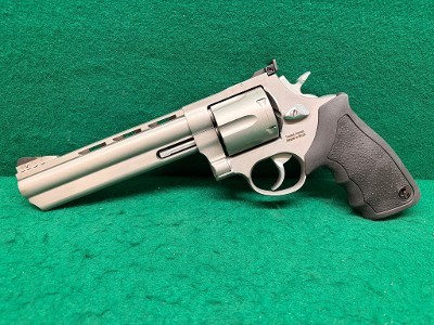 TAURUS 44 .44 MAGNUM - Image 6 of 19