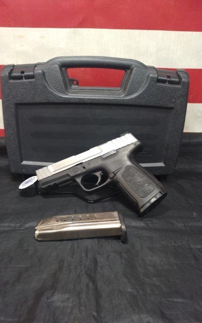 SMITH & WESSON SD9 VE 9MM LUGER (9x19 PARA) - Image 1 of 9