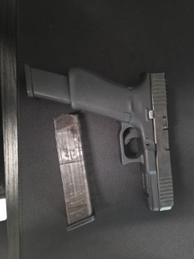 GLOCK G22 GEN 5 .40 CALIBER - Image 1 of 2