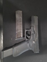 GLOCK G22 GEN 5 .40 CALIBER - Image 2 of 2