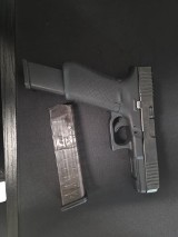 GLOCK G22 GEN 5 .40 CALIBER - Image 1 of 2