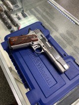 SMITH & WESSON SW1911 E SERIES .45 ACP - Image 3 of 6