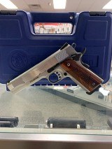 SMITH & WESSON SW1911 E SERIES .45 ACP - Image 1 of 6