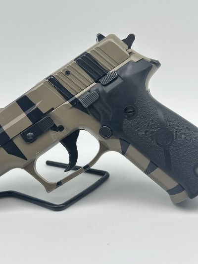 SIG SAUER P226 9MM LUGER (9x19 PARA) - Image 3 of 7