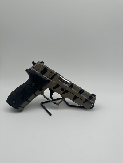 SIG SAUER P226 9MM LUGER (9x19 PARA) - Image 5 of 7