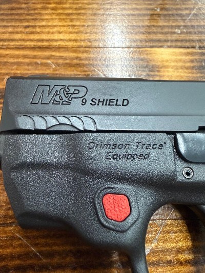SMITH & WESSON M&P Shield M2.0 W/ Crimson Trace Laser 9MM LUGER (9x19 PARA) - Image 5 of 10