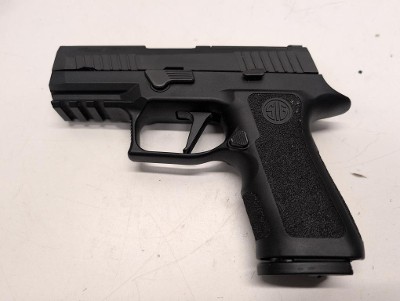 SIG SAUER P320 XCOMPACT 9MM LUGER (9x19 PARA) - Image 2 of 12