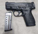SMITH & WESSON M&P 40 SHIELD .40 S&W - Image 1 of 4