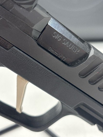 SIG SAUER P365 FUSE 9MM LUGER (9x19 PARA) - Image 5 of 9