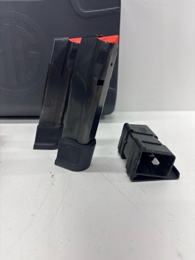 SIG SAUER P365 FUSE 9MM LUGER (9x19 PARA) - Image 8 of 9