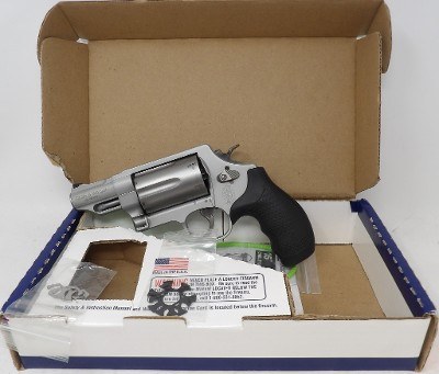 SMITH & WESSON GOVERNOR .45 ACP/.410 GA - Image 1 of 8