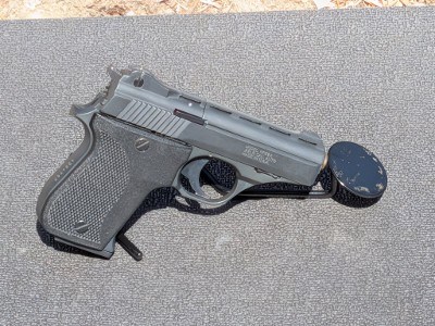 PHOENIX ARMS HP22A .22 LR - Image 1 of 8