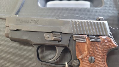 SIG SAUER P225 Classic 9MM LUGER (9x19 PARA) - Image 9 of 9