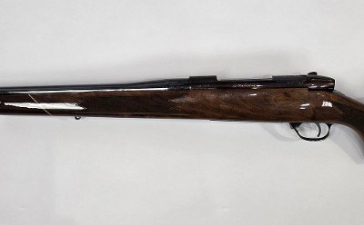 WEATHERBY MARK V DELUXE .300 WBY MAG - Image 8 of 14
