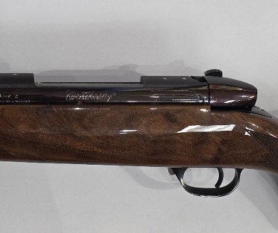 WEATHERBY MARK V DELUXE .300 WBY MAG - Image 9 of 14